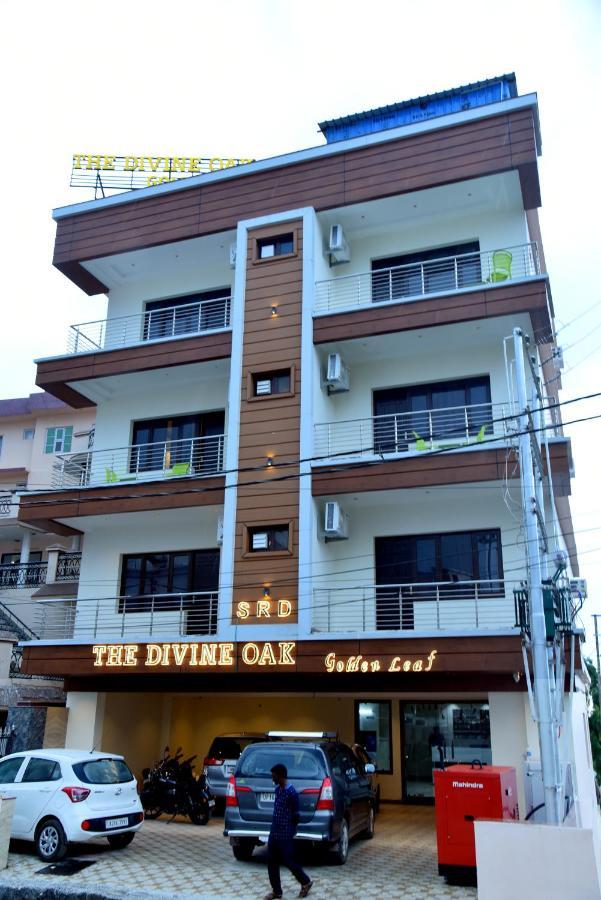 The Divine Oak Golden Leaf Hotel Katra  Exterior photo