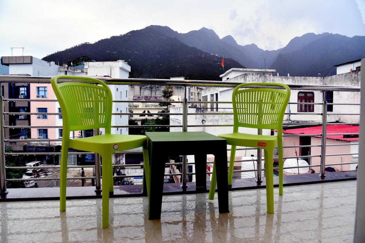 The Divine Oak Golden Leaf Hotel Katra  Exterior photo